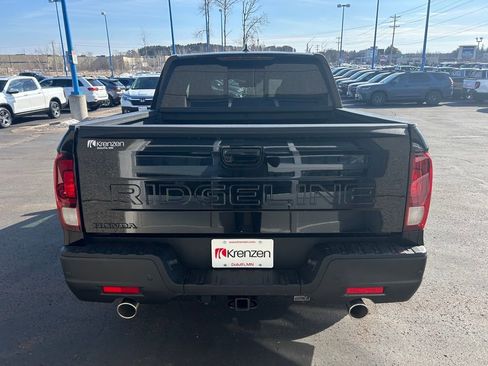 New 2026 Honda Ridgeline Black Edition image 6