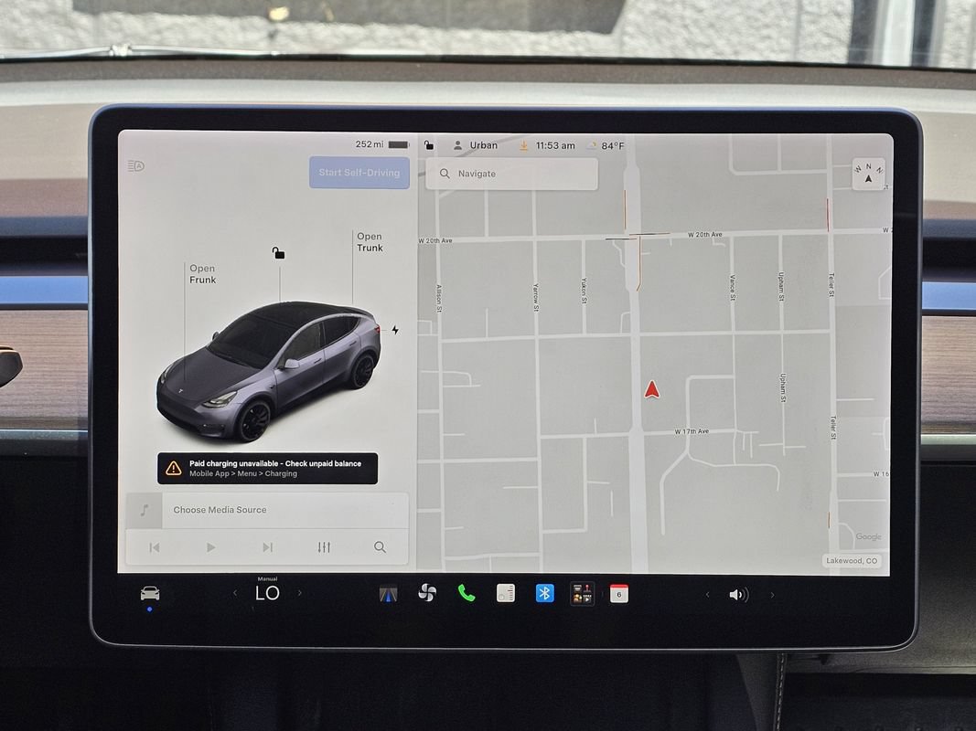 Used 2022 Tesla Model Y Performance AWD/4WD image 27