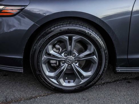 Used 2024 Honda Accord EX image 12