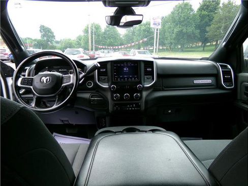 Used 2021 RAM 2500 Big Horn w/ Level 1 Equipment Group image 6