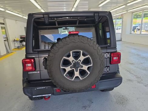 Used 2021 Jeep Wrangler Unlimited Rubicon AWD/4WD image 4
