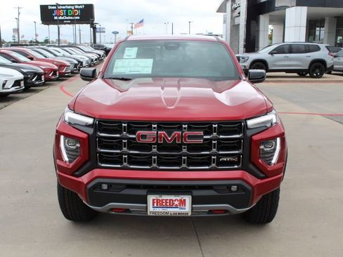 New 2026 GMC Canyon AT4 AWD/4WD image 8