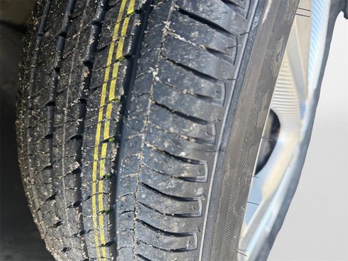 Certified 2023 Nissan Kicks S image 19