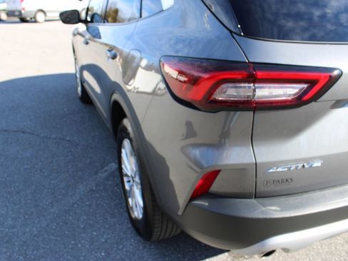 Used 2024 Ford Escape Active image 43