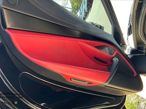 Used 2018 McLaren 720S Performance image 19