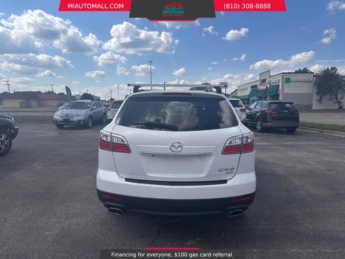 Used 2011 MAZDA CX-9 Touring w/ Moonroof & Bose Audio Pkg image 5