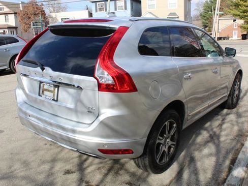 Used 2015 Volvo XC60 T6 image 6