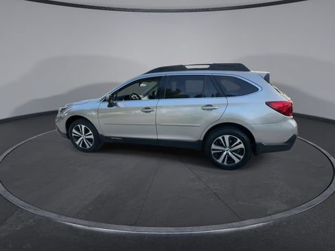 Used 2019 Subaru Outback 2.5i Limited AWD/4WD image 5