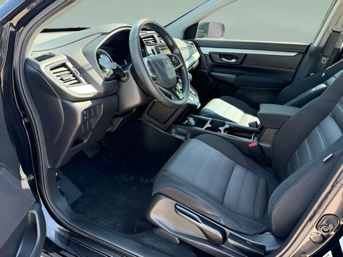Used 2019 Honda CR-V LX image 9
