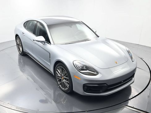 Certified 2023 Porsche Panamera Platinum Edition RWD image 44
