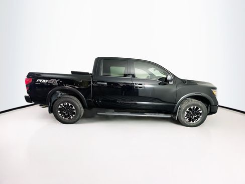 Used 2021 Nissan Titan PRO-4X w/ Off Road Protection Package AWD/4WD image 10