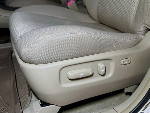 Used 2007 Toyota Highlander Sport image 16