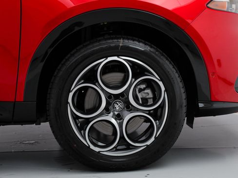 New 2026 Alfa Romeo Tonale w/ Red Premium Package AWD/4WD image 21