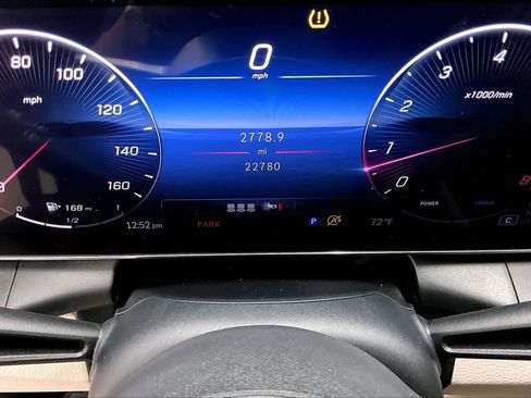 Certified 2024 Mercedes-Benz GLC 300 4MATIC image 21