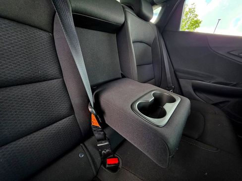 Used 2018 Chevrolet Malibu LT FWD image 29