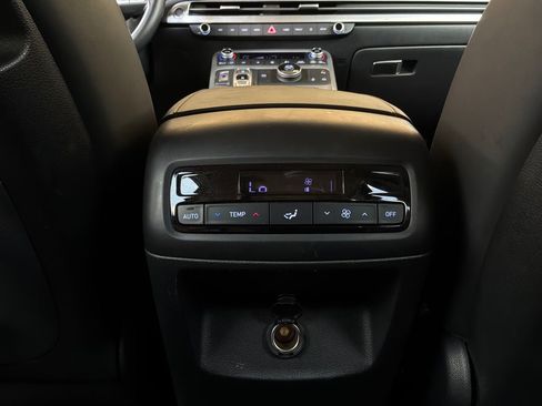 Used 2025 Hyundai Palisade SEL FWD image 14
