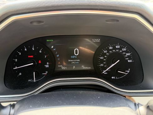 Used 2021 Toyota Avalon XLE FWD image 18