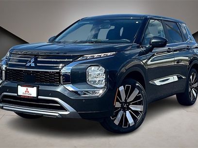 New 2025 Mitsubishi Outlander SE