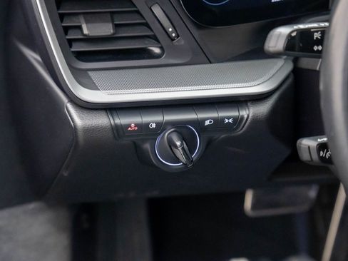 Certified 2023 Porsche 911 Carrera image 18