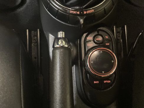 Used 2014 MINI Cooper S FWD image 37