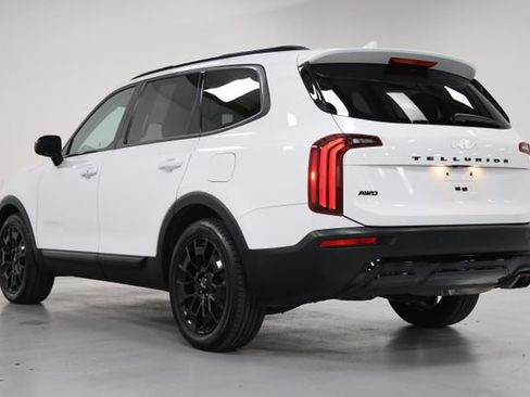 Used 2022 Kia Telluride SX w/ SX Prestige Package AWD/4WD image 13