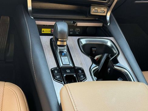 Used 2024 Lexus RX 350 Premium w/ Accessory Package (P2) image 19