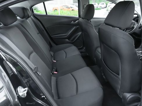 Used 2014 MAZDA MAZDA3 i Sport image 33