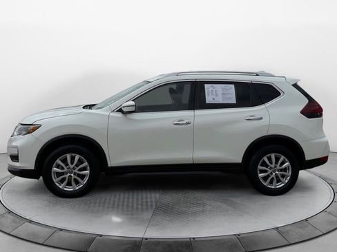 Used 2020 Nissan Rogue SV image 6