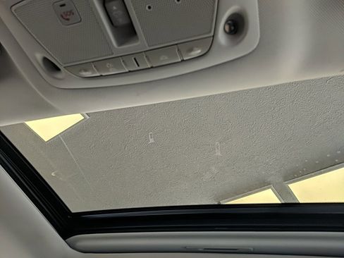 Used 2017 INFINITI Q50 3.0t Premium w/ 3.0T Premium Plus Package image 33