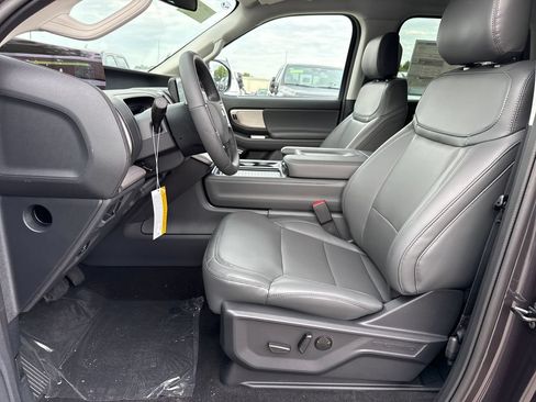 New 2026 Ford Expedition Active RWD image 20