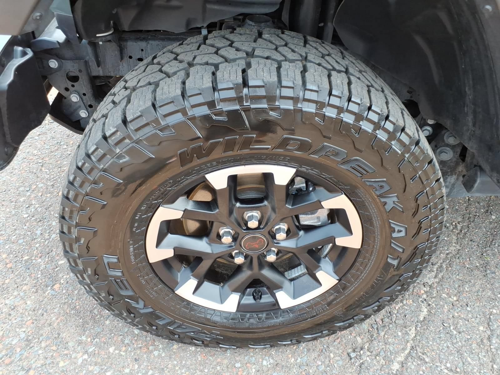 Used 2026 Jeep Gladiator Rubicon AWD/4WD image 10