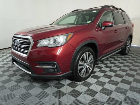 Used 2021 Subaru Ascent Limited w/ Technology Package AWD/4WD image 3