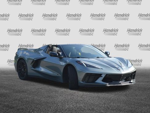 Used 2023 Chevrolet Corvette Stingray Premium Conv w/ Z51 Performance Package RWD image 6