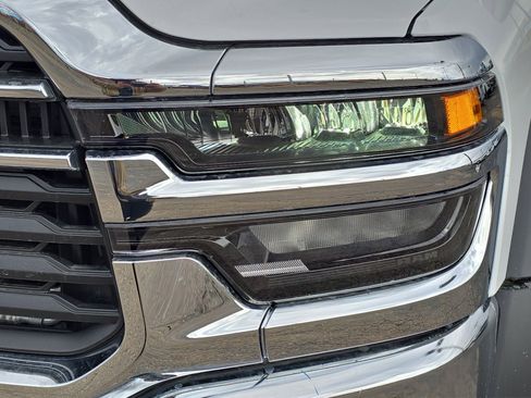 New 2026 RAM 5500 Tradesman w/ Chrome Appearance Group image 10