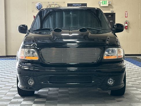 Used 2002 Ford F150 Harley-Davidson RWD image 9