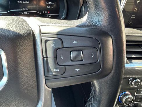 Used 2023 GMC Yukon XL SLT AWD/4WD image 20
