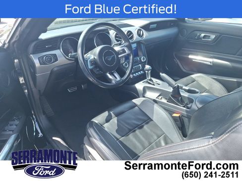 Used 2022 Ford Mustang Premium RWD image 9