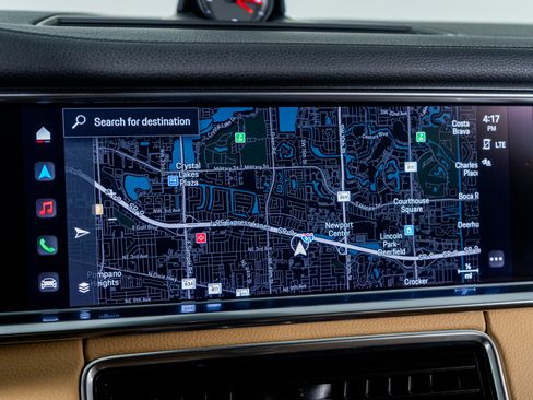 Used 2022 Porsche Panamera 4 Platinum Edition image 42