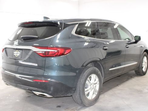 Used 2020 Buick Enclave Essence FWD image 9