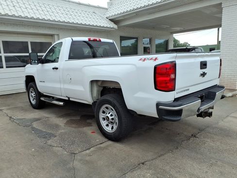 Used 2016 Chevrolet Silverado 2500 W/T w/ WT Convenience Package AWD/4WD image 5
