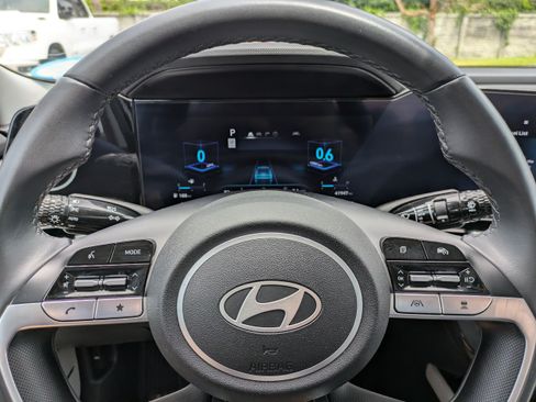Certified 2024 Hyundai Elantra Limited FWD image 27