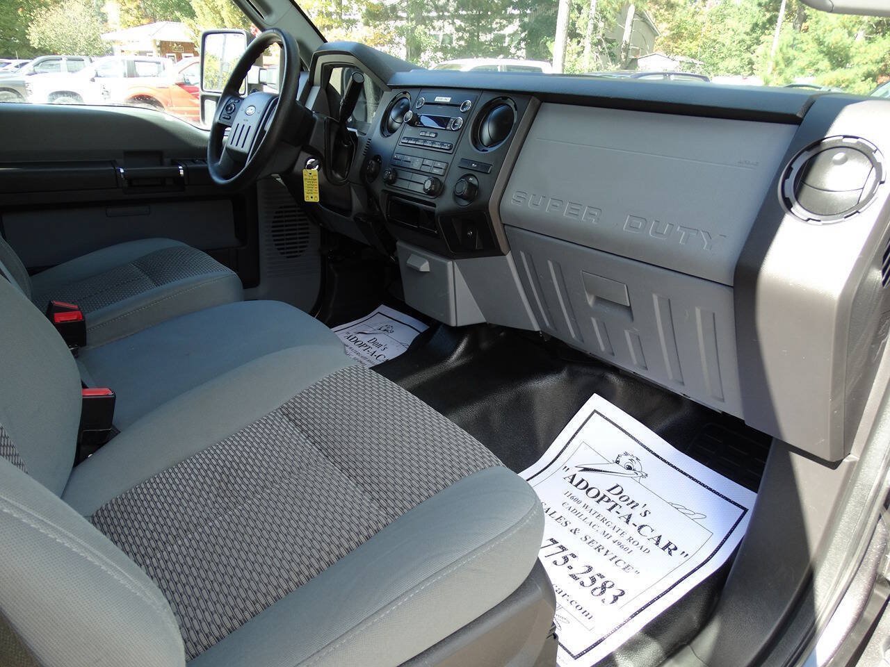 Used 2015 Ford F250 4x4 Crew Cab XL w/ Power Equipment Group image 27