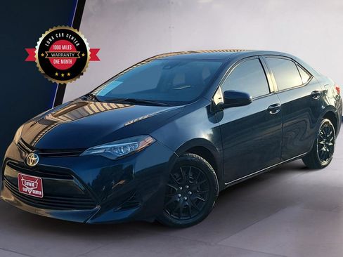 Used 2017 Toyota Corolla LE FWD image 1