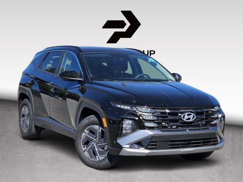 Certified 2025 Hyundai Tucson Blue AWD/4WD image 1