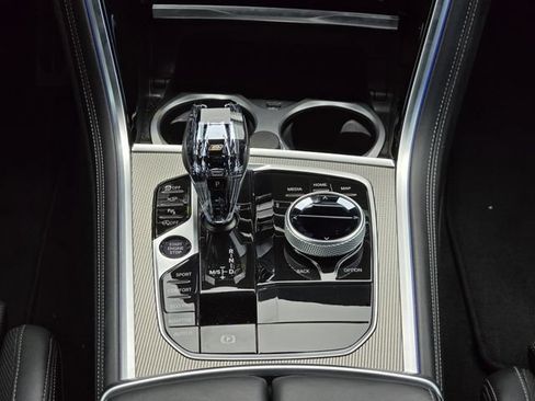 Used 2025 BMW 840i w/ Driving Assistance Package RWD image 22