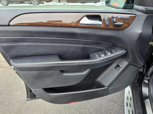 Used 2015 Mercedes-Benz ML 250 BlueTEC 4MATIC image 13