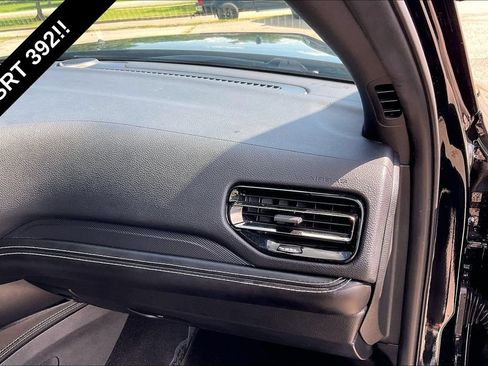 Used 2021 Dodge Durango SRT w/ Technology Group AWD/4WD image 16