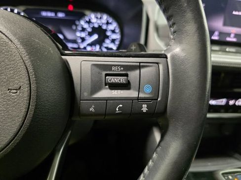 Used 2021 Nissan Rogue SV w/ Premium Package AWD/4WD image 18