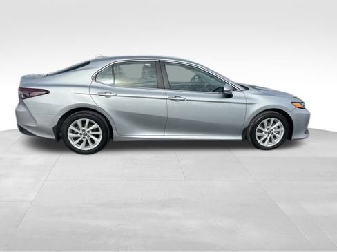 Used 2023 Toyota Camry LE image 8