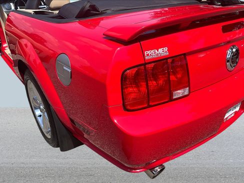 Used 2008 Ford Mustang GT RWD image 17